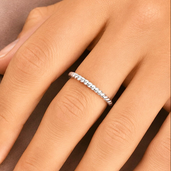 ANILLO ENTORCHADO