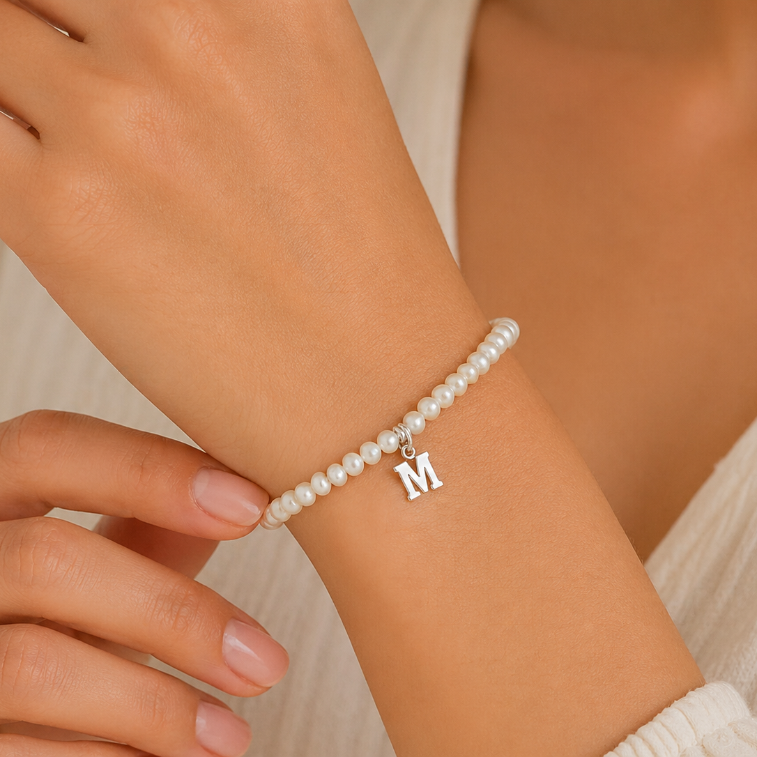 PULSERA PERLAS CON INICIAL