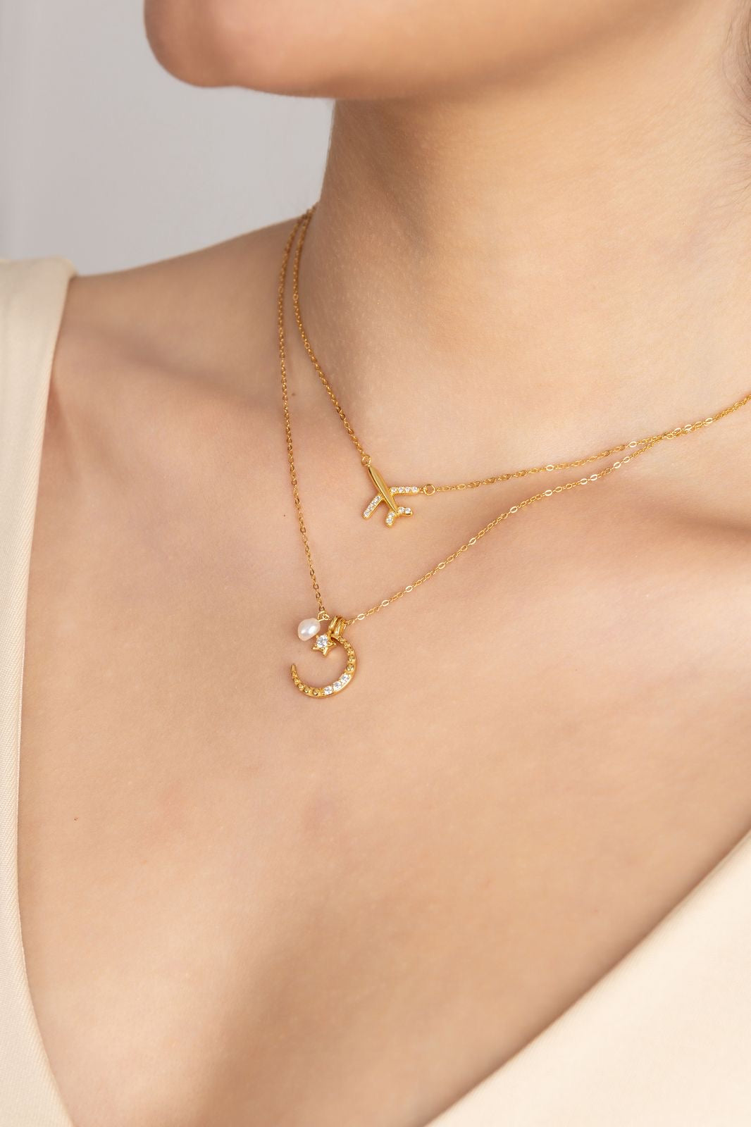 COLLAR MEDIA LUNA ESTRELLA & PERLA