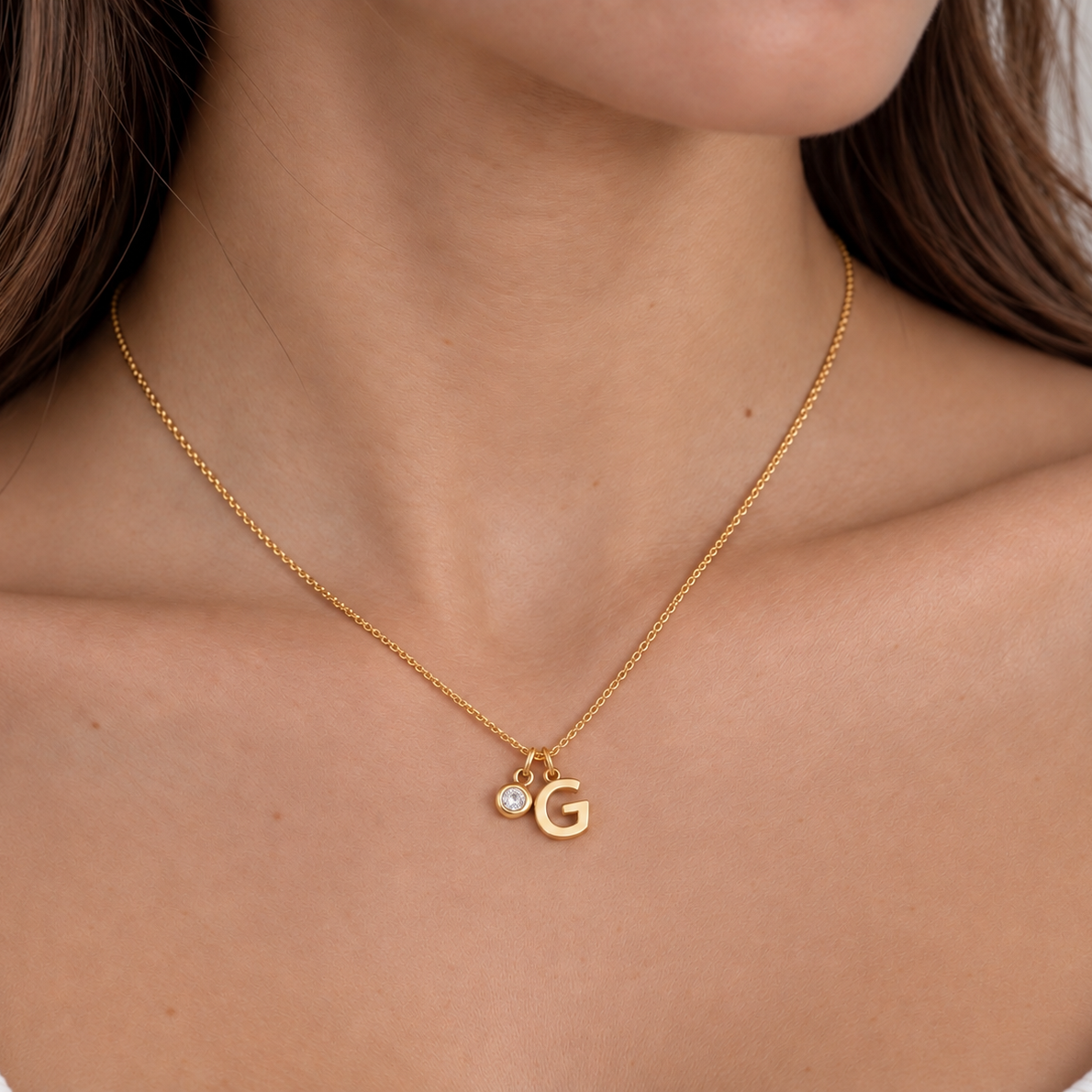 COLLAR INICIAL PUNTO LUZ