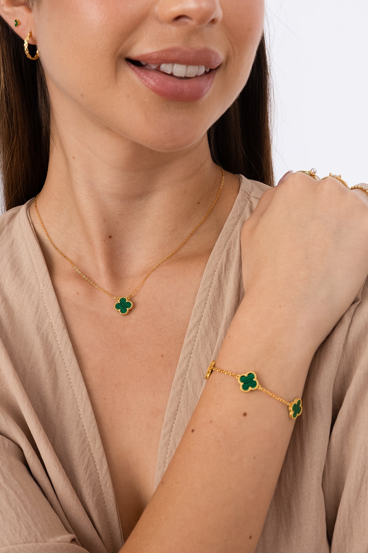 COLLAR TRÉBOL VERDE